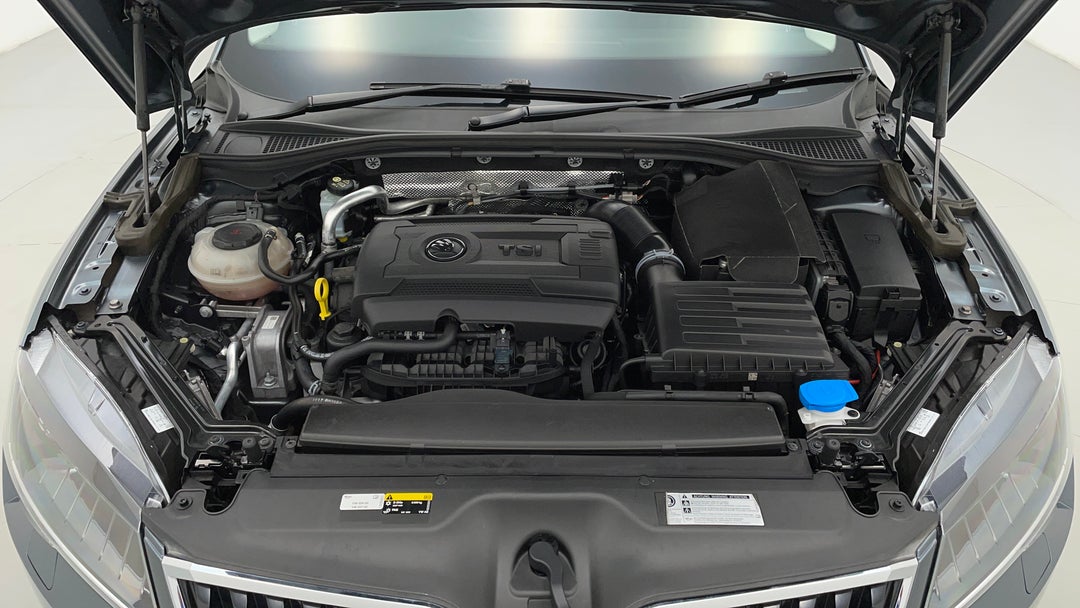 Open Bonnet (Engine)