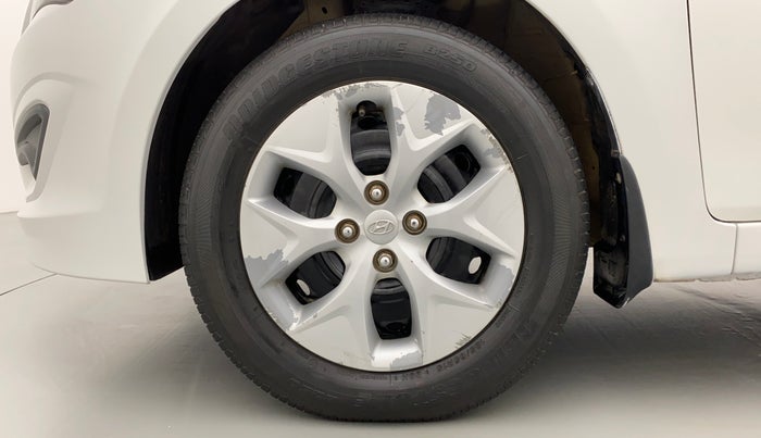 2016 Hyundai Verna FLUIDIC 1.4 VTVT, Petrol, Manual, 67,905 km, Left Front Wheel