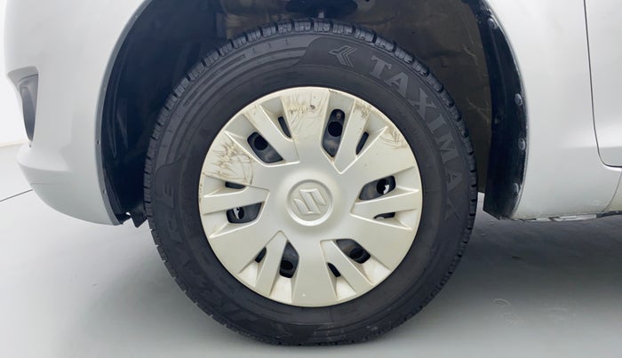 2014 Maruti Swift VXI D, Petrol, Manual, 37,484 km, Left Front Wheel