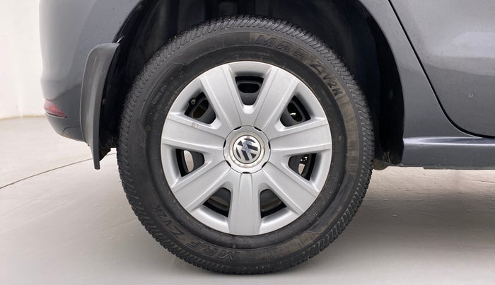 2019 Volkswagen Polo TRENDLINE 1.0L, Petrol, Manual, 49,049 km, Right Rear Wheel