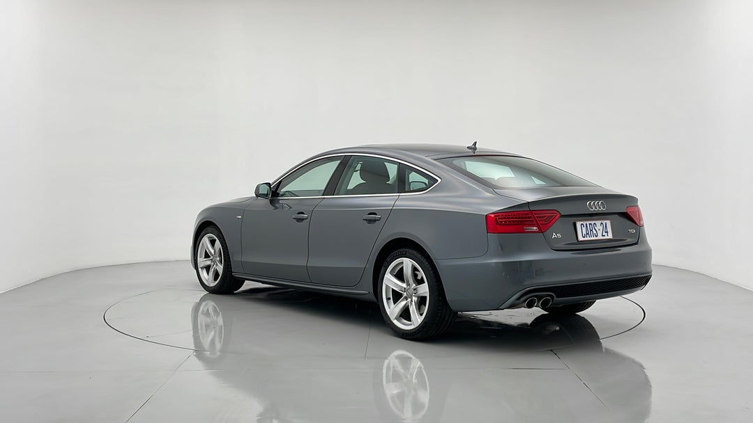 Left Back Diagonal (45- Degree) View