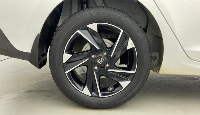 2020 Hyundai Verna SX(O) PETROL MT, Petrol, Manual, 12,416 km, Right Rear Wheel