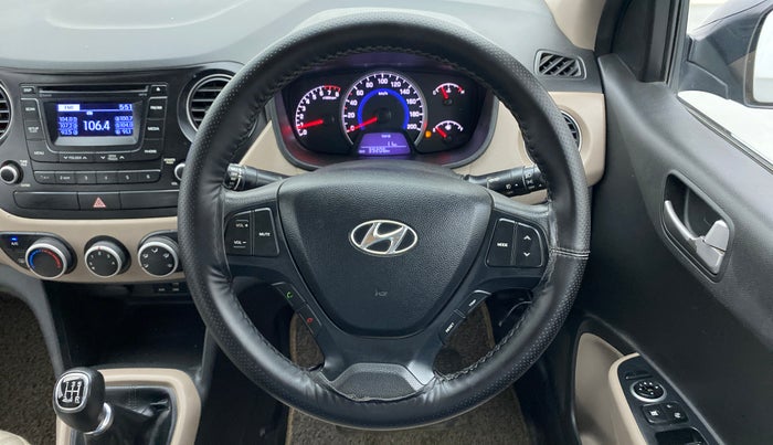 2016 Hyundai Grand i10 SPORTZ 1.2 KAPPA VTVT, Petrol, Manual, 39,206 km, Steering Wheel Close Up
