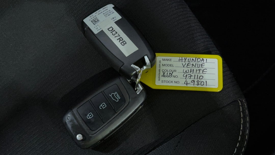 2023 Hyundai Venue Venue, Automatic, 57413 km, Key Close-up