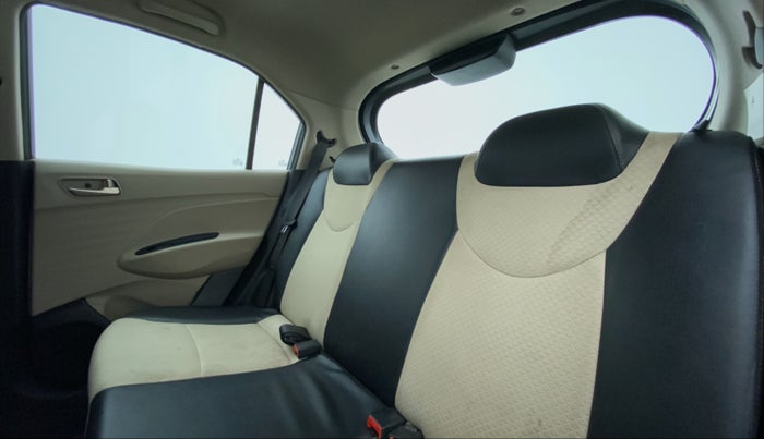 2019 Hyundai NEW SANTRO 1.1 MAGNA MT, Petrol, Manual, 22,871 km, Right Side Rear Door Cabin