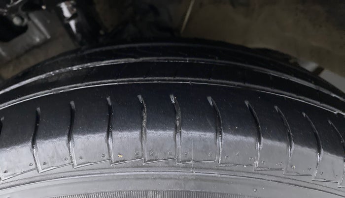 2019 Hyundai NEW SANTRO 1.1 MAGNA MT, Petrol, Manual, 22,871 km, Left Front Tyre Tread