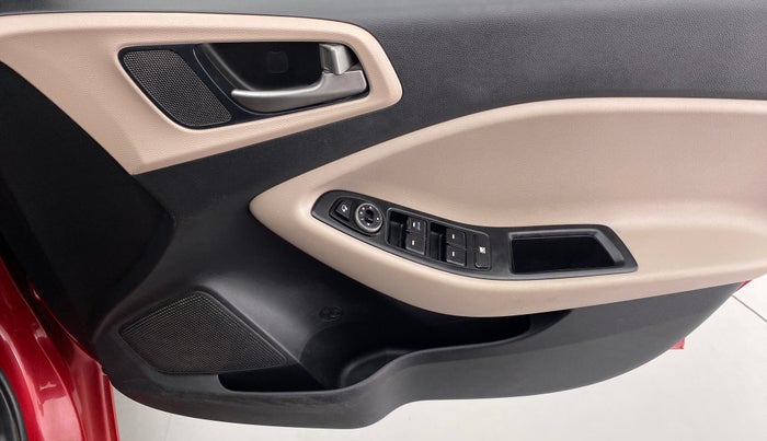 2017 Hyundai Elite i20 SPORTZ 1.2, Petrol, Manual, 90,390 km, Driver Side Door Panels Control