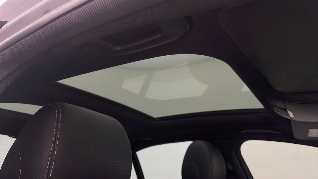 Interior Sunroof/Moonroof