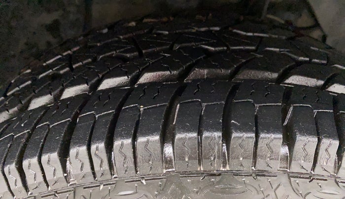 2018 Maruti Vitara Brezza ZDI, Diesel, Manual, 38,748 km, Right Front Tyre Tread