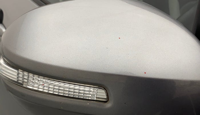 2017 Maruti Swift VXI, Petrol, Manual, 99,645 km, Right rear-view mirror - Minor scratches
