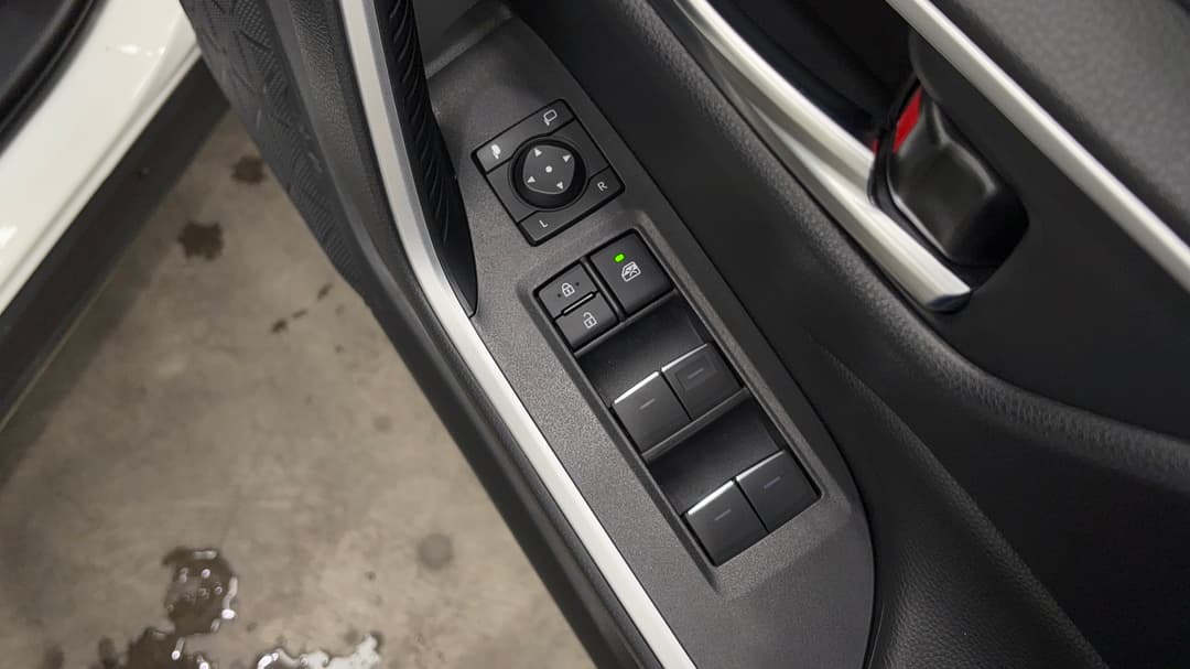 2024 Toyota RAV4 Gxl (AWD) Hybrid, Automatic, 9367 km, Drivers Side Door Panel Controls