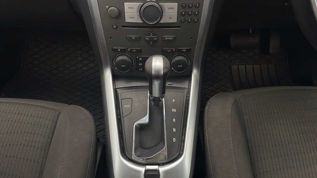 2015 Holden Captiva 5 Lt (fwd), Automatic, 90049 km, Gear Lever 