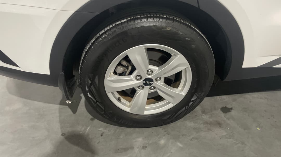2023 Kia Sorento S 7 Seat, Automatic, 46719 km, Right Rear Wheel