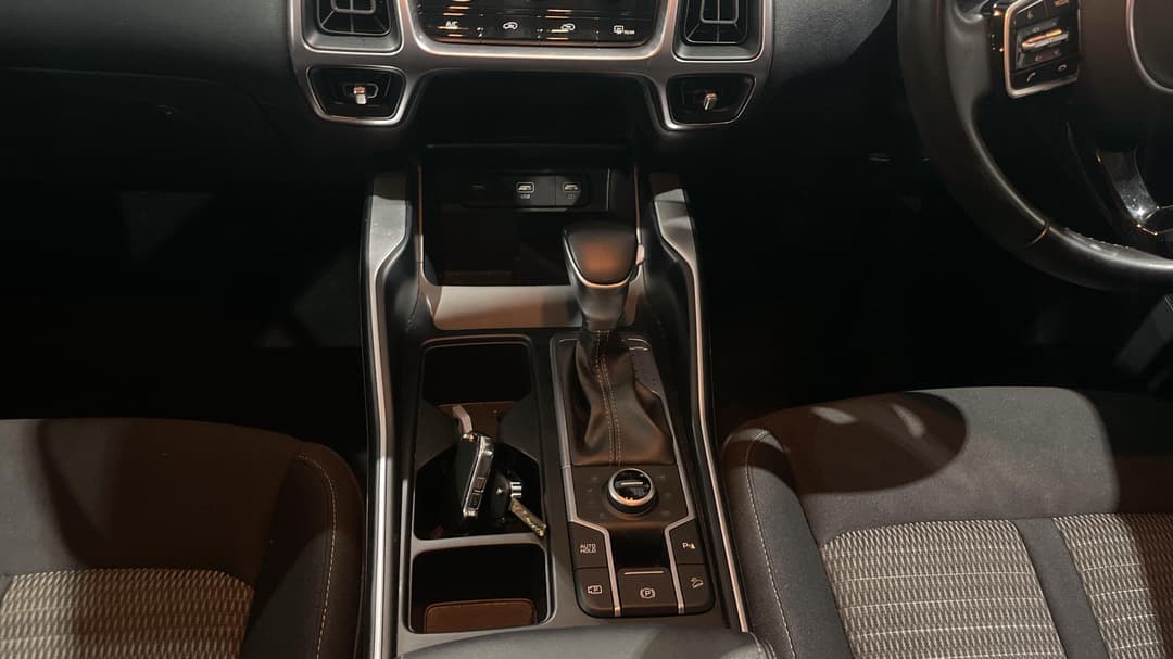 2023 Kia Sorento S 7 Seat, Automatic, 46719 km, Center Console
