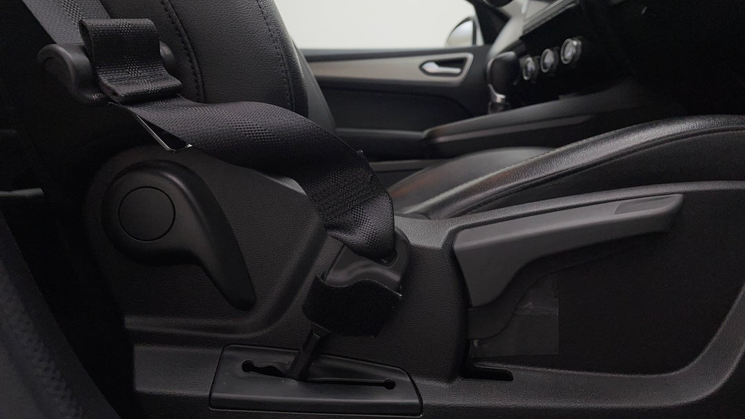 2023 Renault Arkana Zen, Automatic, 52296 km, Drivers Side Adjustment Panel