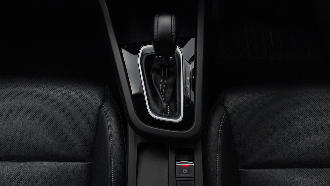 2023 Renault Arkana Zen, Automatic, 52296 km, Gear Lever 