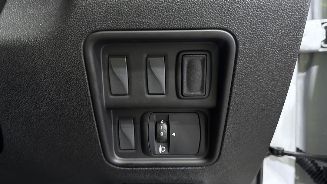 2020 Renault Koleos Black Edition, Automatic, 58444 km, Utility Switches/Buttons