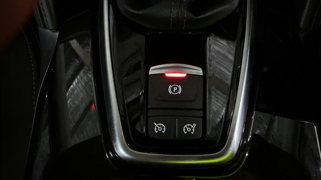 2020 Renault Koleos Black Edition, Automatic, 58444 km, Handbrake