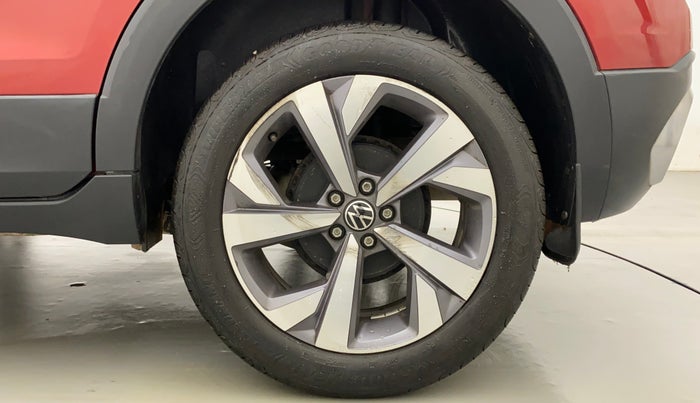 2022 Volkswagen TAIGUN TOPLINE 1.0 TSI MT, Petrol, Manual, 14,449 km, Left Rear Wheel