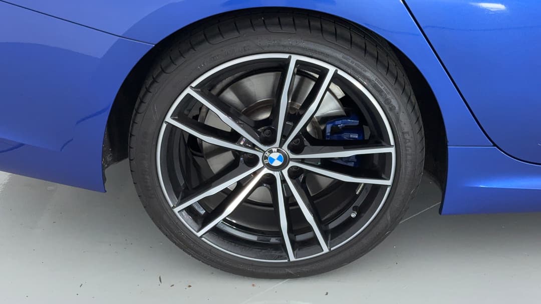 2020 BMW 3 30i M Sport, Automatic, 37042 km, Right Rear Wheel
