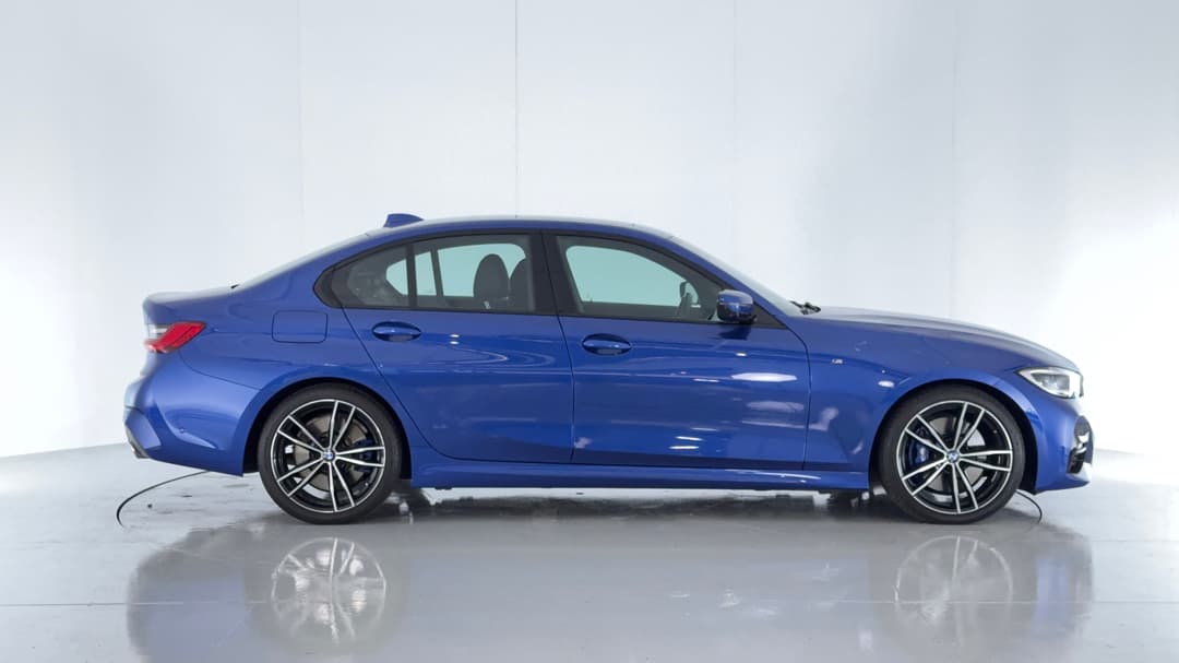 2020 BMW 3 30i M Sport, Automatic, 37042 km, Right Side View
