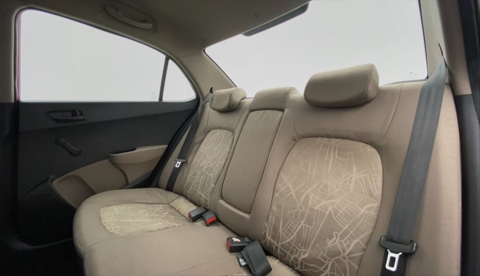 2014 Hyundai Xcent BASE 1.2, Petrol, Manual, 51,760 km, Right Side Rear Door Cabin