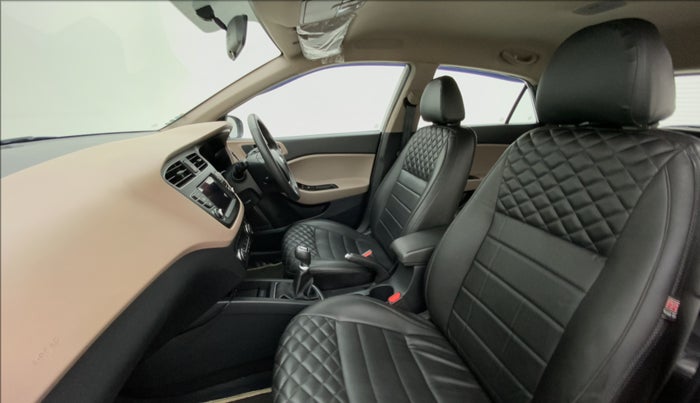 2020 Hyundai Elite i20 ASTA 1.2 (O), Petrol, Manual, 13,205 km, Right Side Front Door Cabin