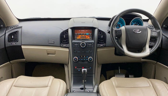 2016 Mahindra XUV500 W10 AT, Diesel, Automatic, 85,039 km, Dashboard