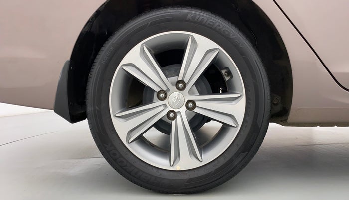 2019 Hyundai Verna 1.6 SX VTVT (O), Petrol, Manual, 16,081 km, Right Rear Wheel