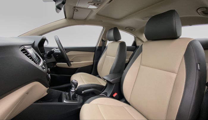 2019 Hyundai Verna 1.6 SX VTVT (O), Petrol, Manual, 16,081 km, Right Side Front Door Cabin