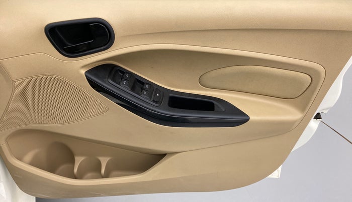 2020 Ford Figo Aspire 1.2 TITANIUM+ PETROL, Petrol, Manual, 8,254 km, Driver Side Door Panels Control