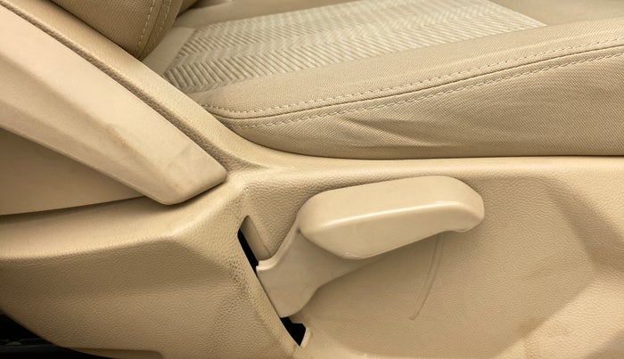 2020 Ford Figo Aspire 1.2 TITANIUM+ PETROL, Petrol, Manual, 8,254 km, Driver Side Adjustment Panel