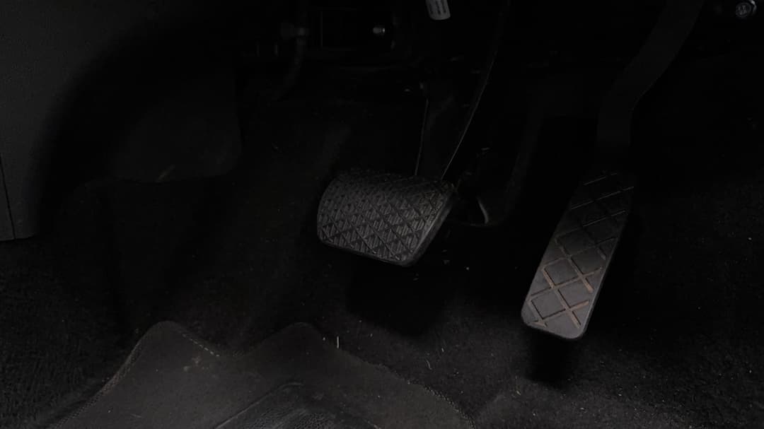 2023 MG ZS Excite, Automatic, 39074 km, Pedals and Footmat