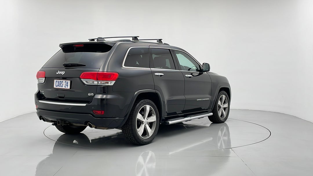 2015 Jeep Grand Cherokee Overland (4x4), Automatic, 140564 km, Right Back Diagonal (45- Degree) View