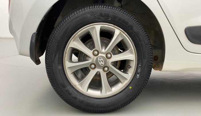 2015 Hyundai Grand i10 ASTA 1.1 (O) CRDI, Diesel, Manual, 48,610 km, Right Rear Wheel