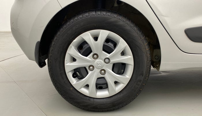 2017 Hyundai Grand i10 1.2 KAPPA SPORTZ (O), Petrol, Manual, 12,246 km, Right Rear Wheel