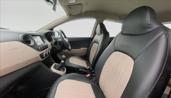 2017 Hyundai Grand i10 1.2 KAPPA SPORTZ (O), Petrol, Manual, 12,246 km, Right Side Front Door Cabin