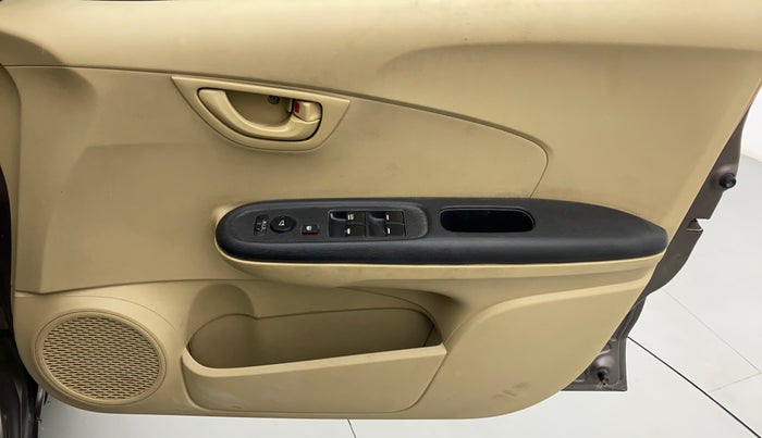 2015 Honda Amaze 1.2 SMT I VTEC, Petrol, Manual, 61,181 km, Driver Side Door Panels Control