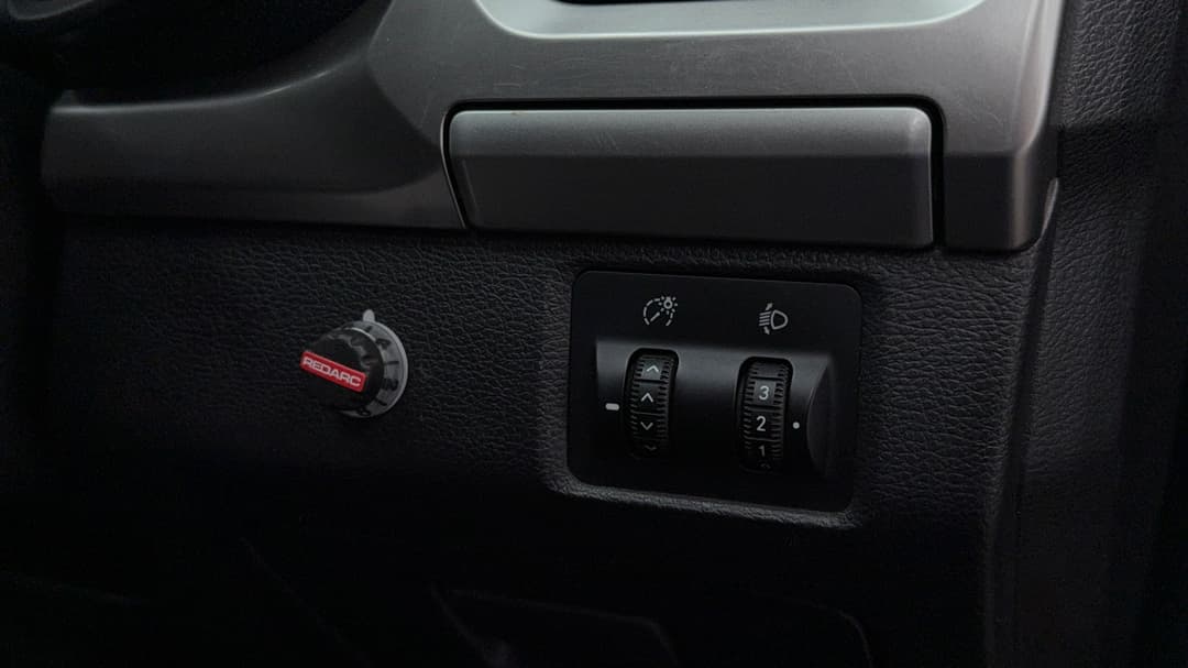 2022 LDV T60 Max Pro (4x4), Manual, 100769 km, Utility Switches/Buttons