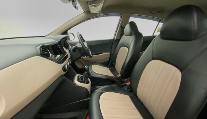 2017 Hyundai Grand i10 MAGNA 1.2 KAPPA VTVT, CNG, Manual, 82,848 km, Right Side Front Door Cabin