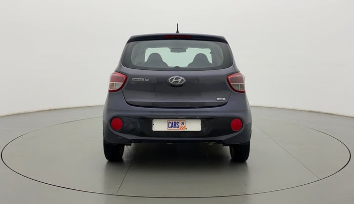 2017 Hyundai Grand i10 MAGNA 1.2 KAPPA VTVT, CNG, Manual, 82,848 km, Back/Rear