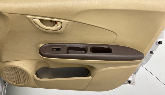 2012 Honda Brio 1.2 E MT I VTEC, Petrol, Manual, 48,611 km, Driver Side Door Panels Control