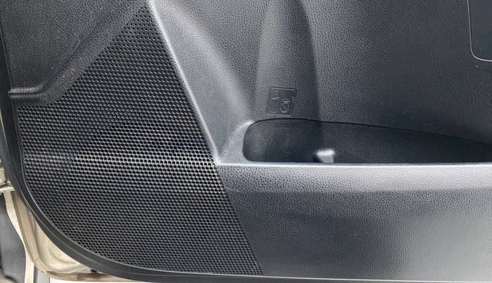 2018 Toyota Corolla Altis G CVT PETROL, Petrol, Automatic, 19,324 km, Speaker