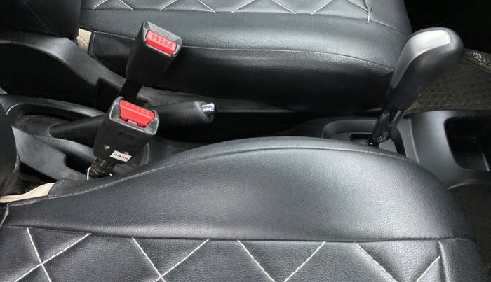 2017 Maruti Wagon R 1.0 VXI AMT, Petrol, Automatic, 83,980 km, Gear Lever