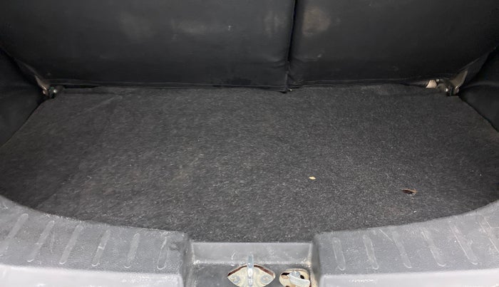 2017 Maruti Wagon R 1.0 VXI AMT, Petrol, Automatic, 83,980 km, Boot Inside