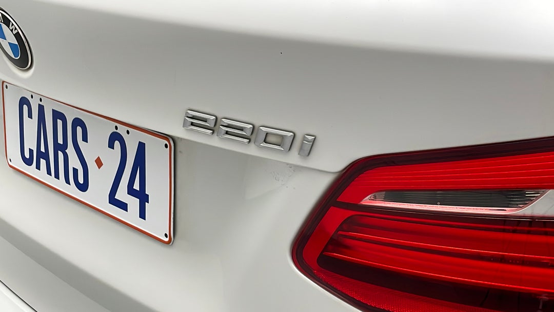 Badge (Boot Right Side)