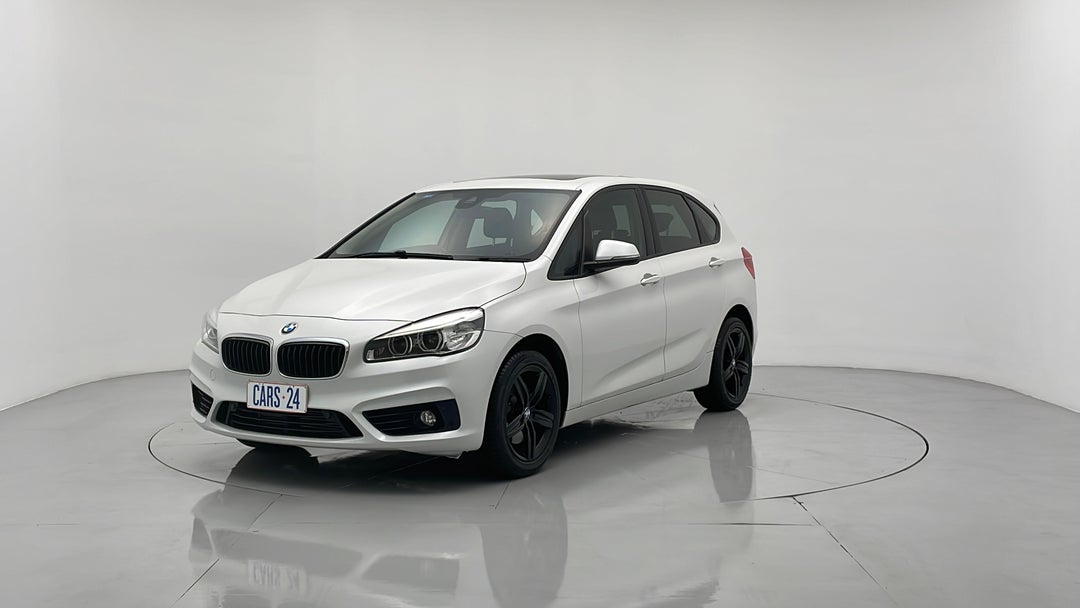 Left Front Diagonal (45- Degree) View