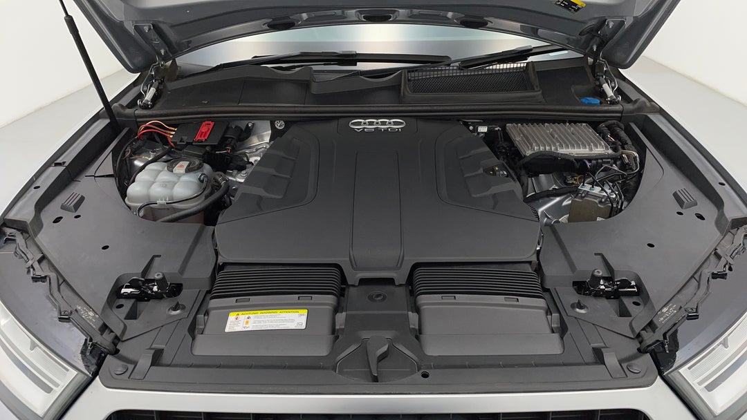 Open Bonnet (Engine)