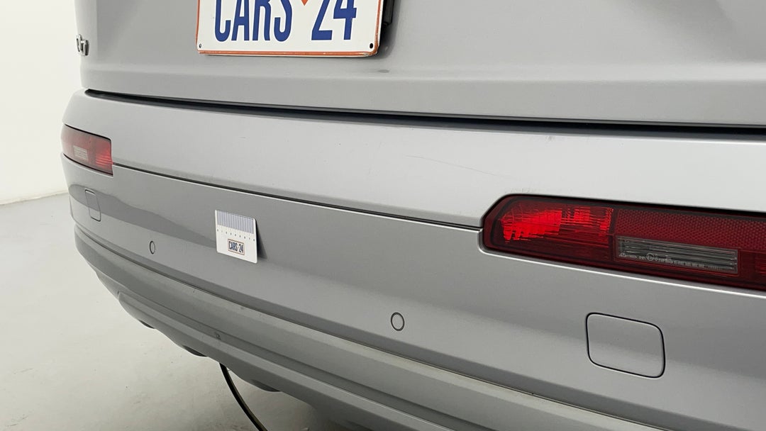 Bumper Rear Scratch