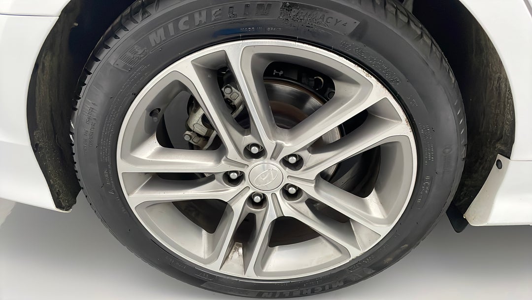 Wheels Rim Rear RHS Scratch